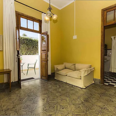 Villa Casa Lola Y Juan, Lola Y Juan